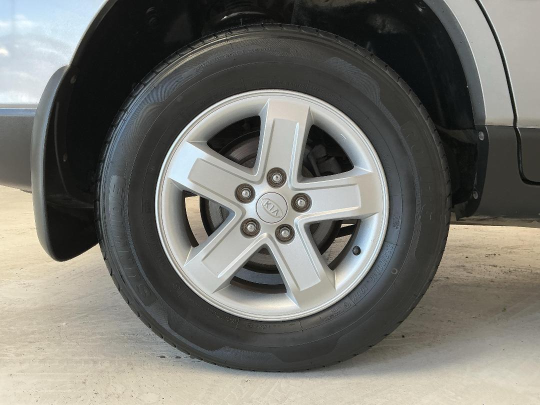 Photo '12' of KIA Sportage Photo '12' of KIA Sportage