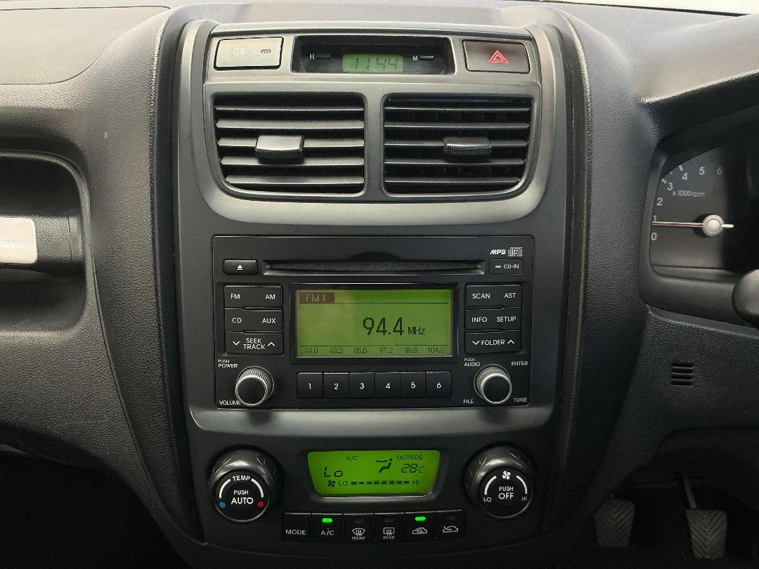 Photo '18' of KIA Sportage Photo '18' of KIA Sportage