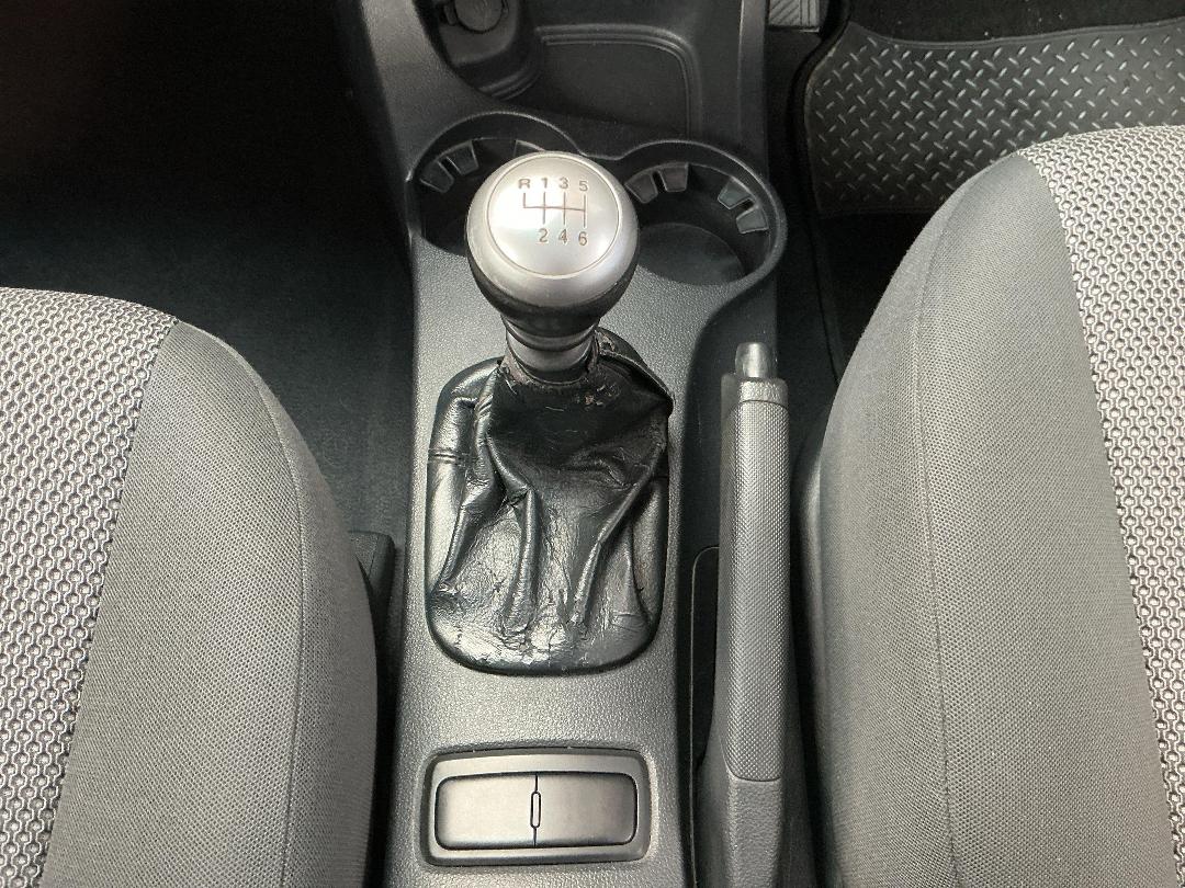 Photo '23' of KIA Sportage Photo '23' of KIA Sportage