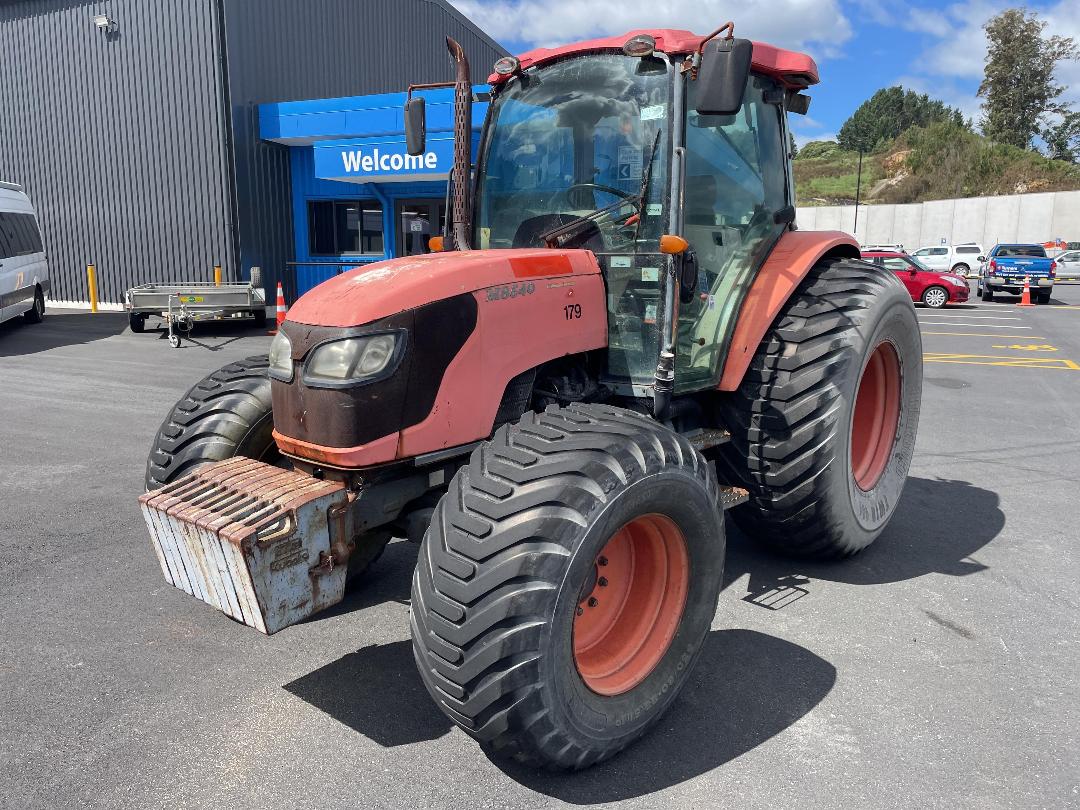 Photo '9' of Kubota M8540 Tractor
