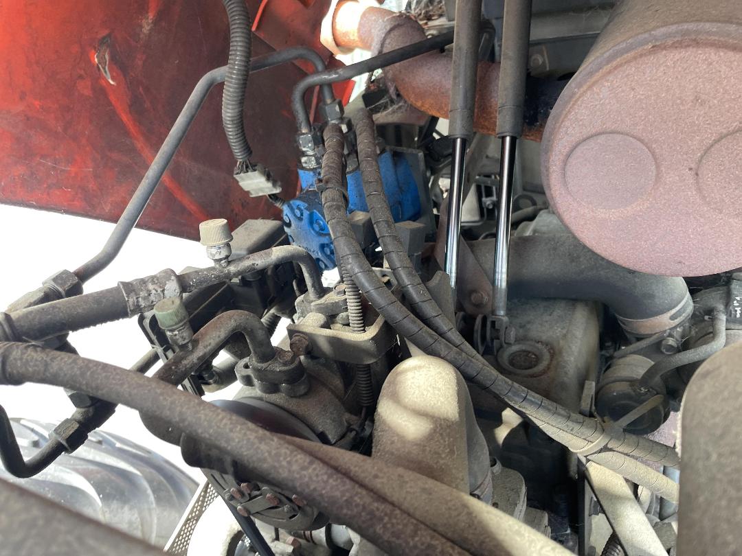 Photo '17' of Kubota M8540 Tractor