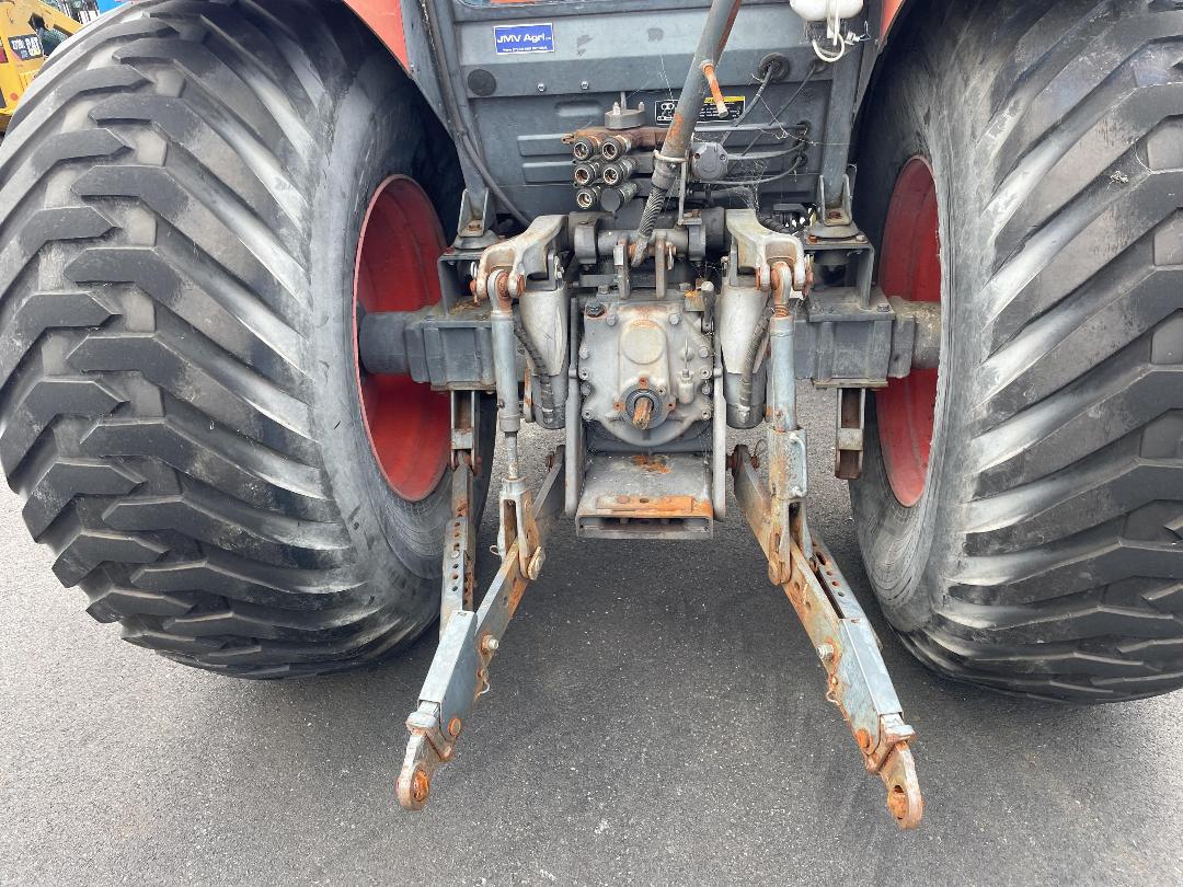 Photo '21' of Kubota M8540 Tractor