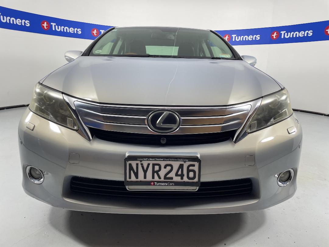 Photo '2' of Lexus HS250H