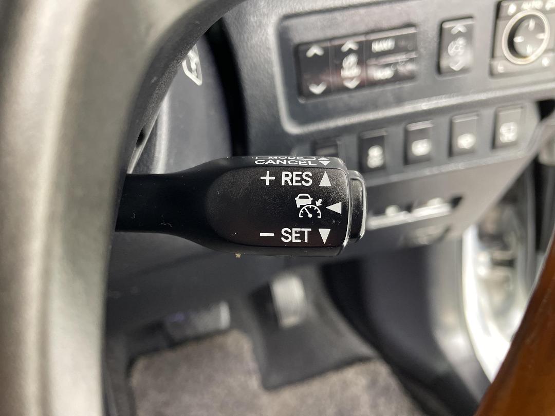 Photo '26' of Lexus HS250H