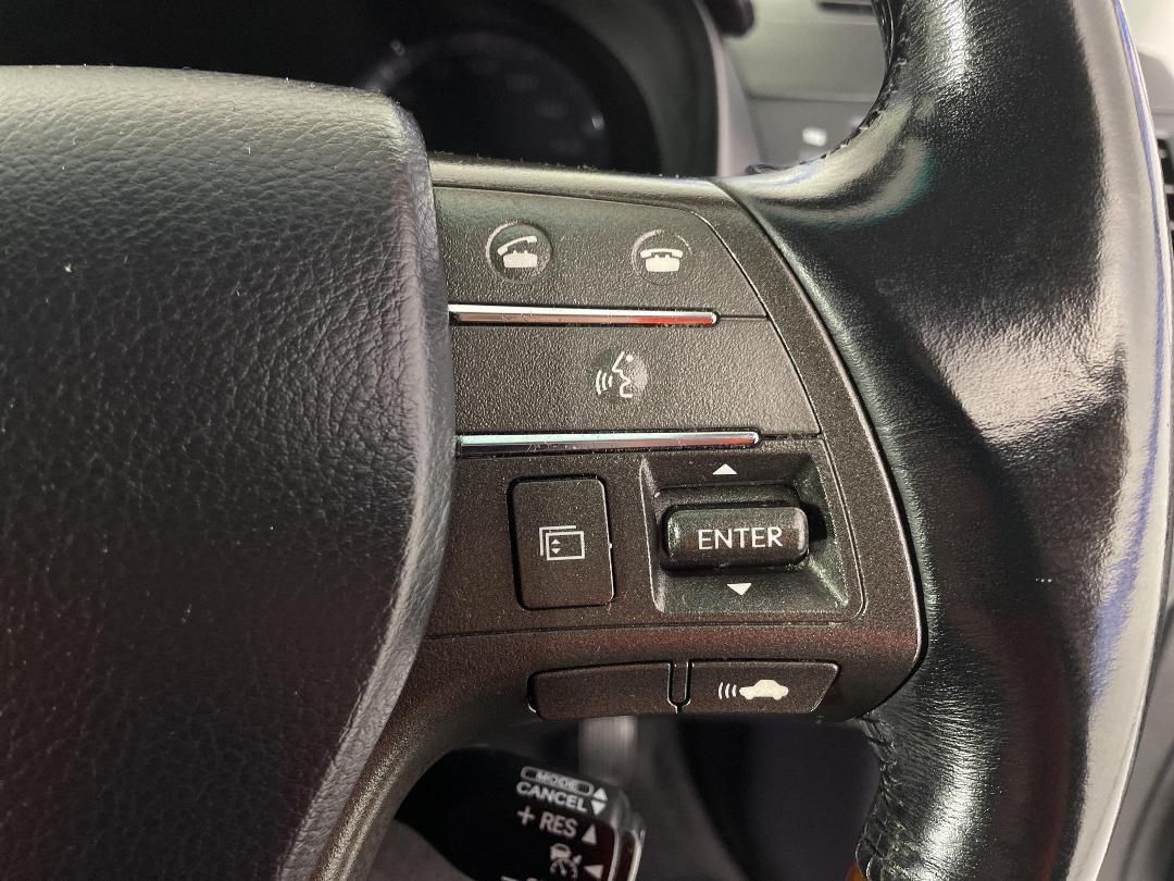 Photo '27' of Lexus HS250H