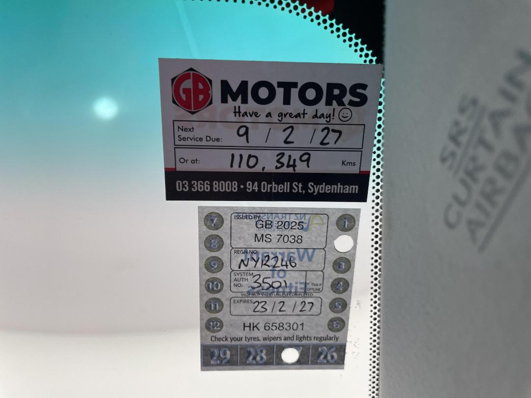 Photo '31' of Lexus HS250H