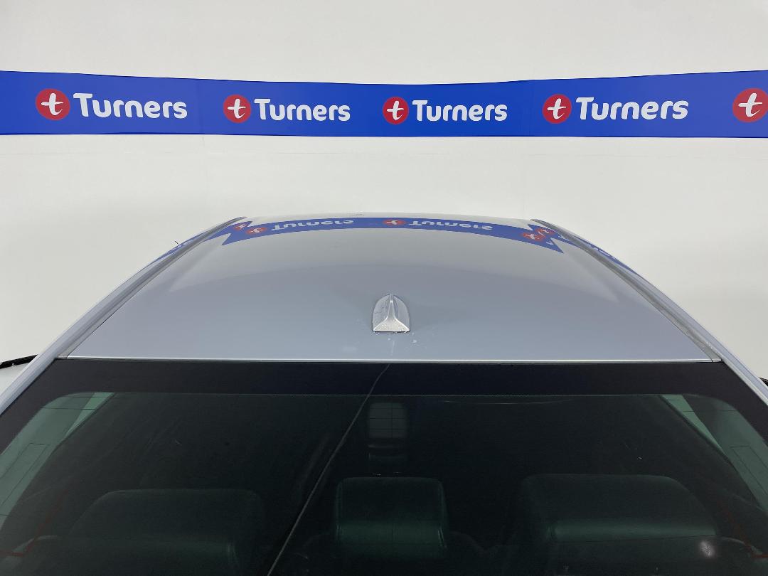 Photo '33' of Lexus HS250H