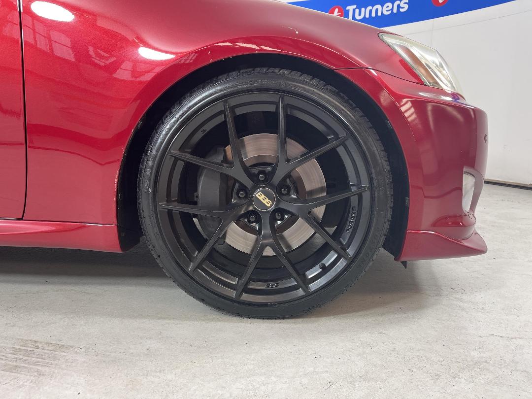 Photo '9' of Lexus IS350 Photo '9' of Lexus IS350