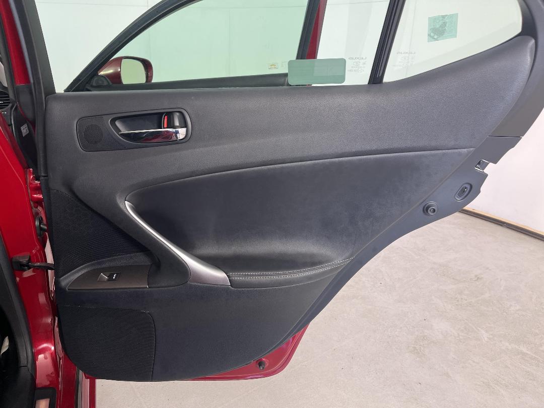 Photo '19' of Lexus IS350 Photo '19' of Lexus IS350