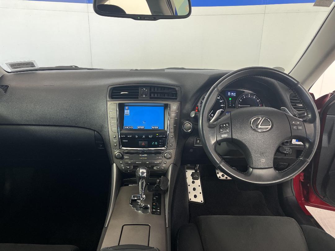 Photo '17' of Lexus IS350 Photo '17' of Lexus IS350