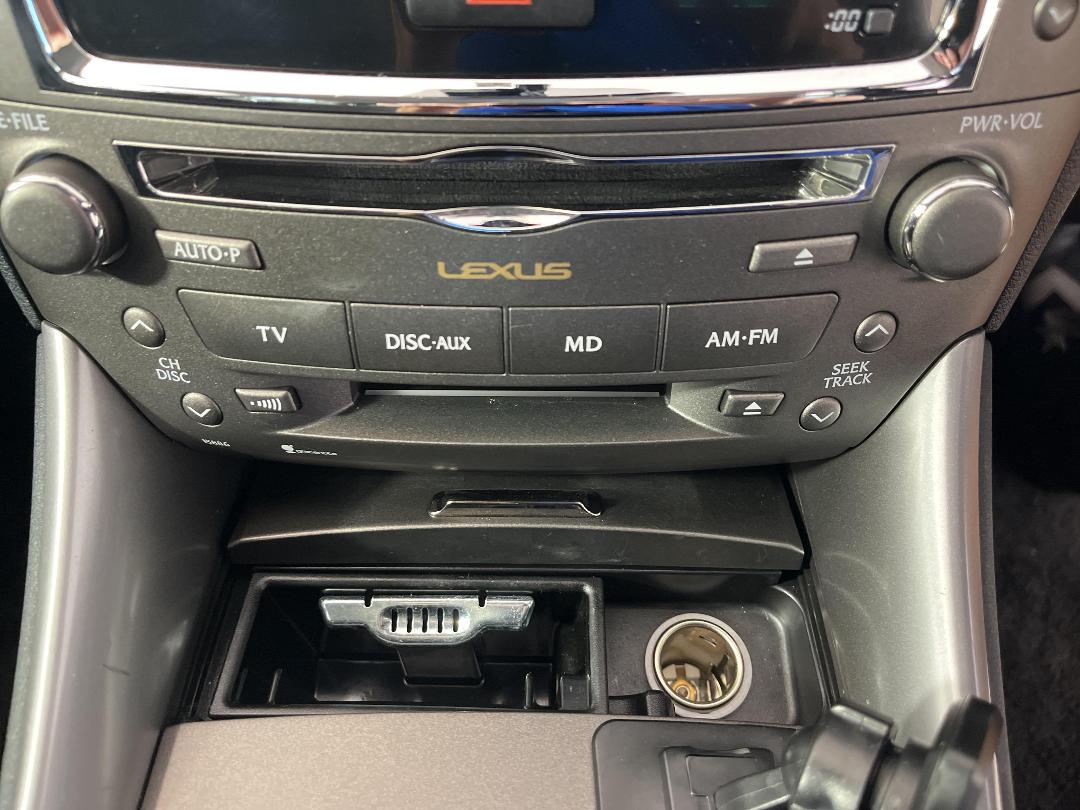 Photo '31' of Lexus IS350 Photo '31' of Lexus IS350