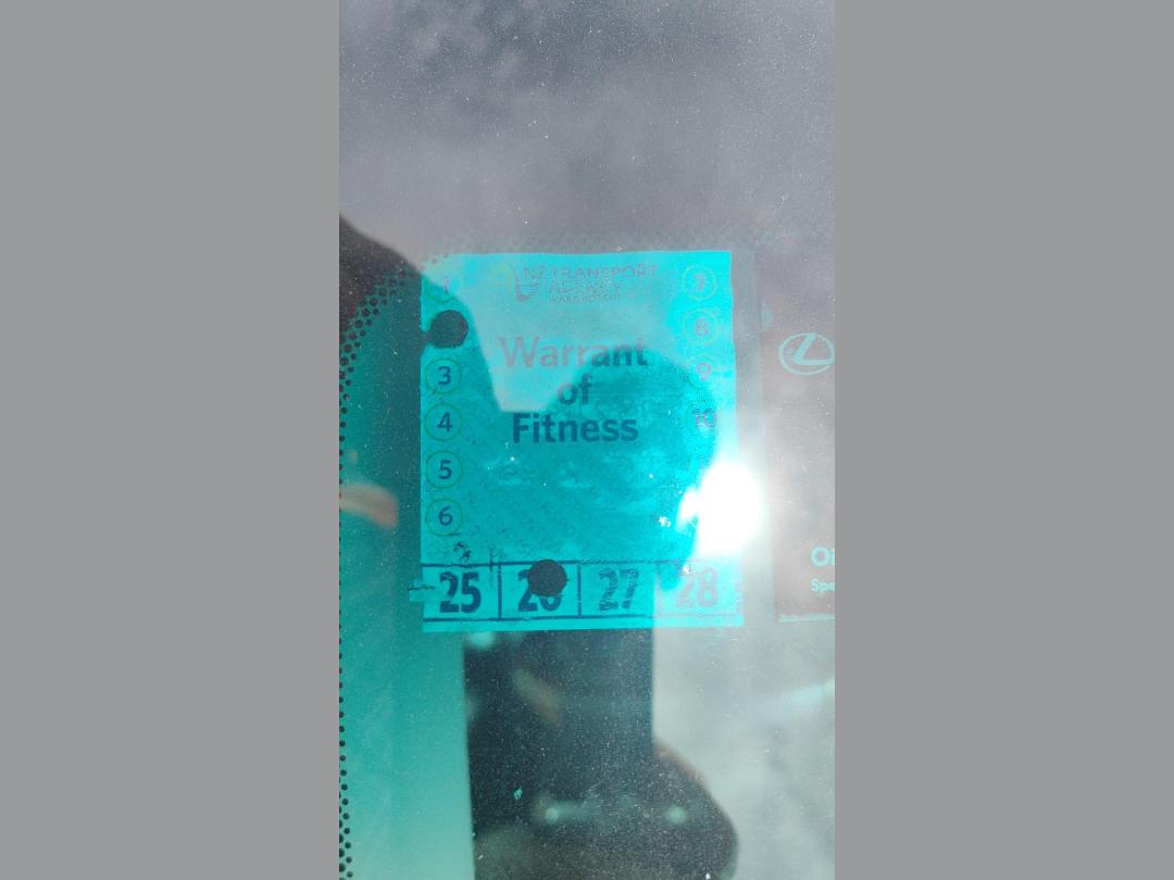 Photo '3' of Lexus RX450H E