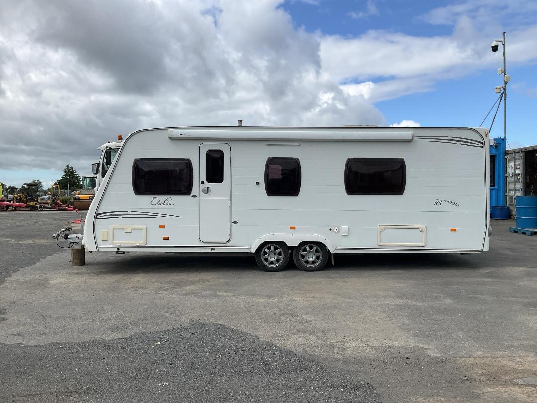 Photo '6' of Lunar Delta RS Caravan - Tandem Photo '6' of Lunar Delta RS Caravan - Tandem