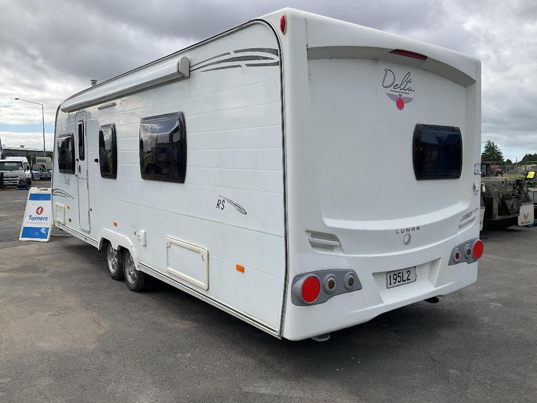 Photo '5' of Lunar Delta RS Caravan - Tandem Photo '5' of Lunar Delta RS Caravan - Tandem