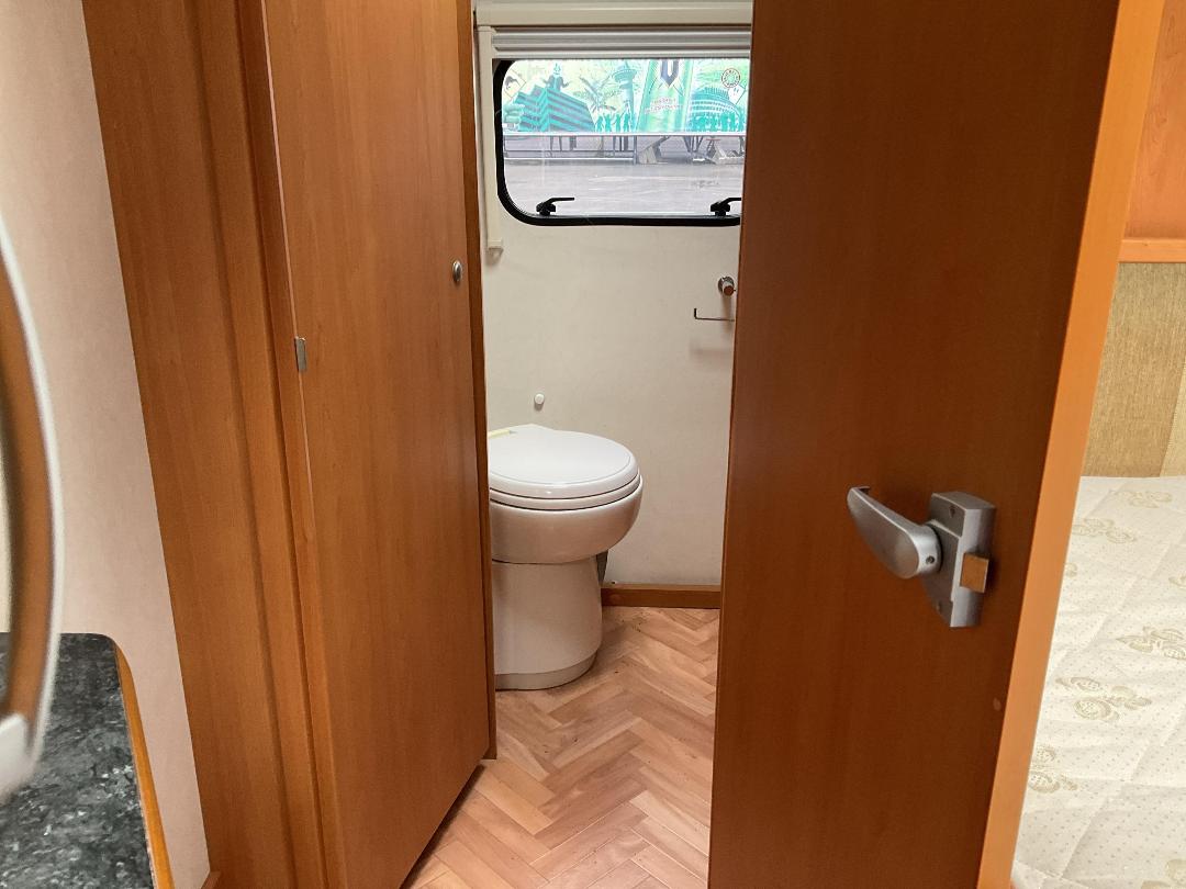 Photo '23' of Lunar Delta RS Caravan - Tandem Photo '23' of Lunar Delta RS Caravan - Tandem