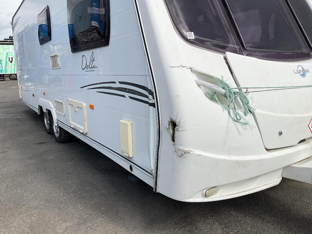 Photo '43' of Lunar Delta RS Caravan - Tandem Photo '43' of Lunar Delta RS Caravan - Tandem