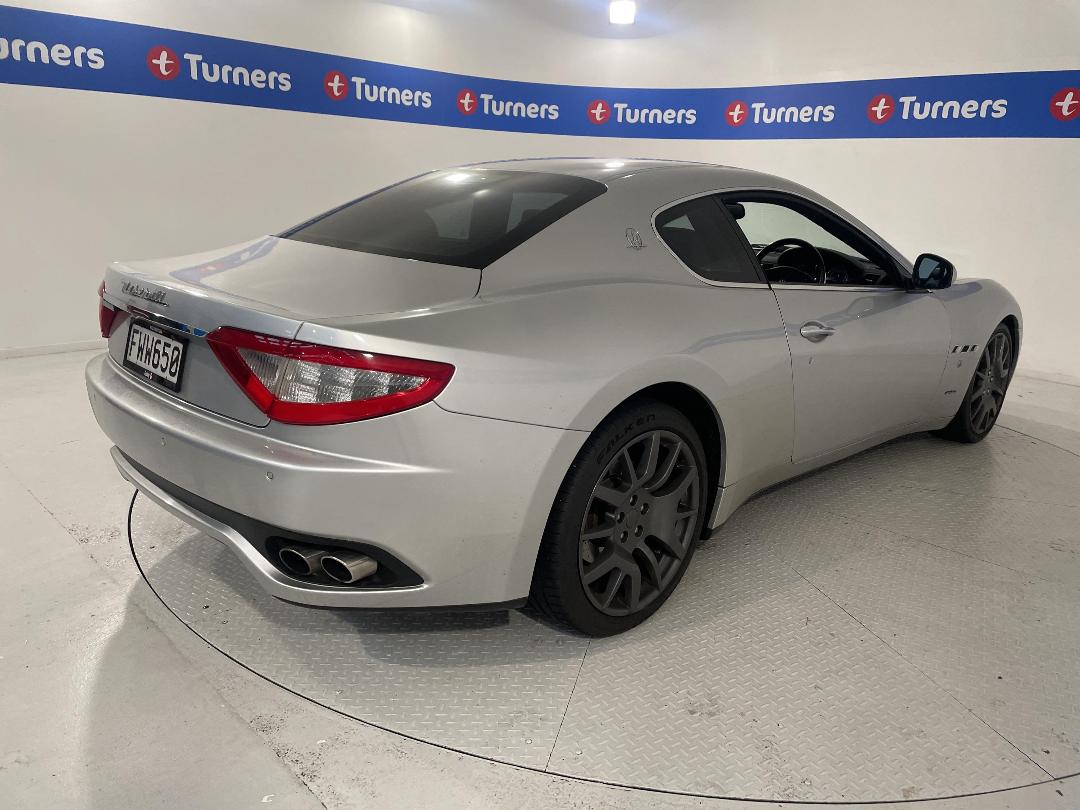Photo '7' of Maserati Granturismo Photo '7' of Maserati Granturismo