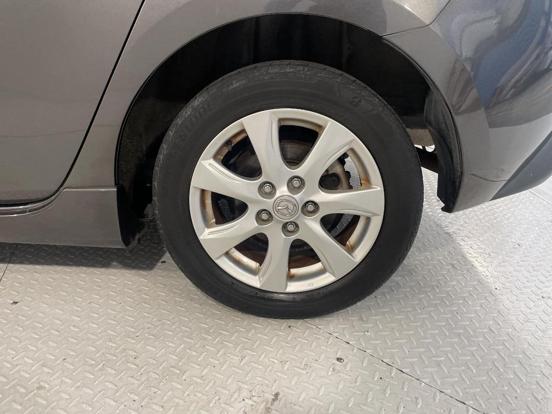 Photo '11' of Mazda 3