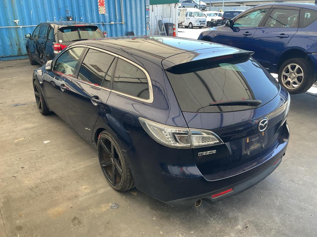 Photo '4' of Mazda Atenza