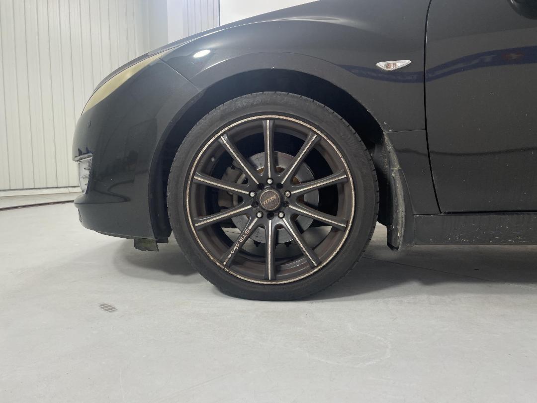 Photo '8' of Mazda Atenza Photo '8' of Mazda Atenza