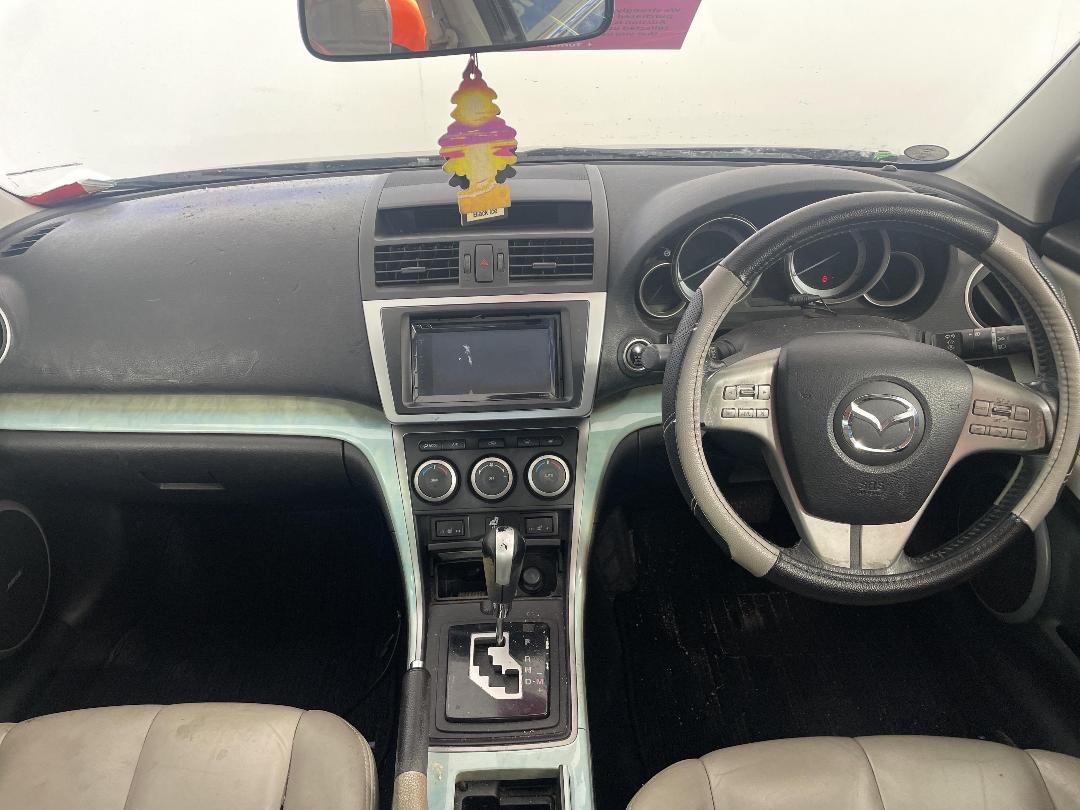 Photo '15' of Mazda Atenza Photo '15' of Mazda Atenza