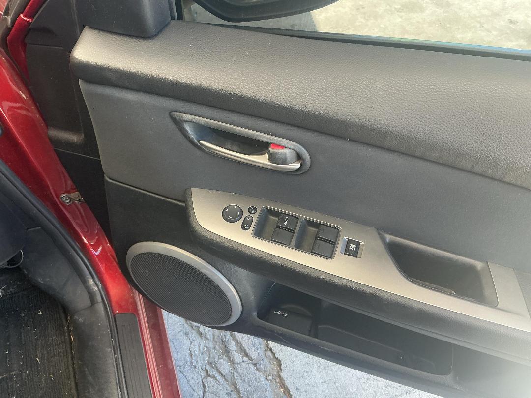 Photo '19' of Mazda Atenza