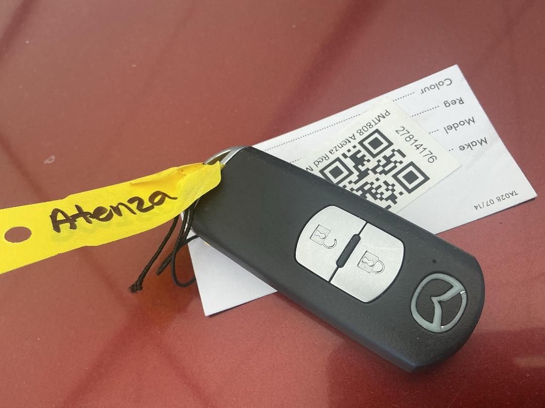 Photo '23' of Mazda Atenza