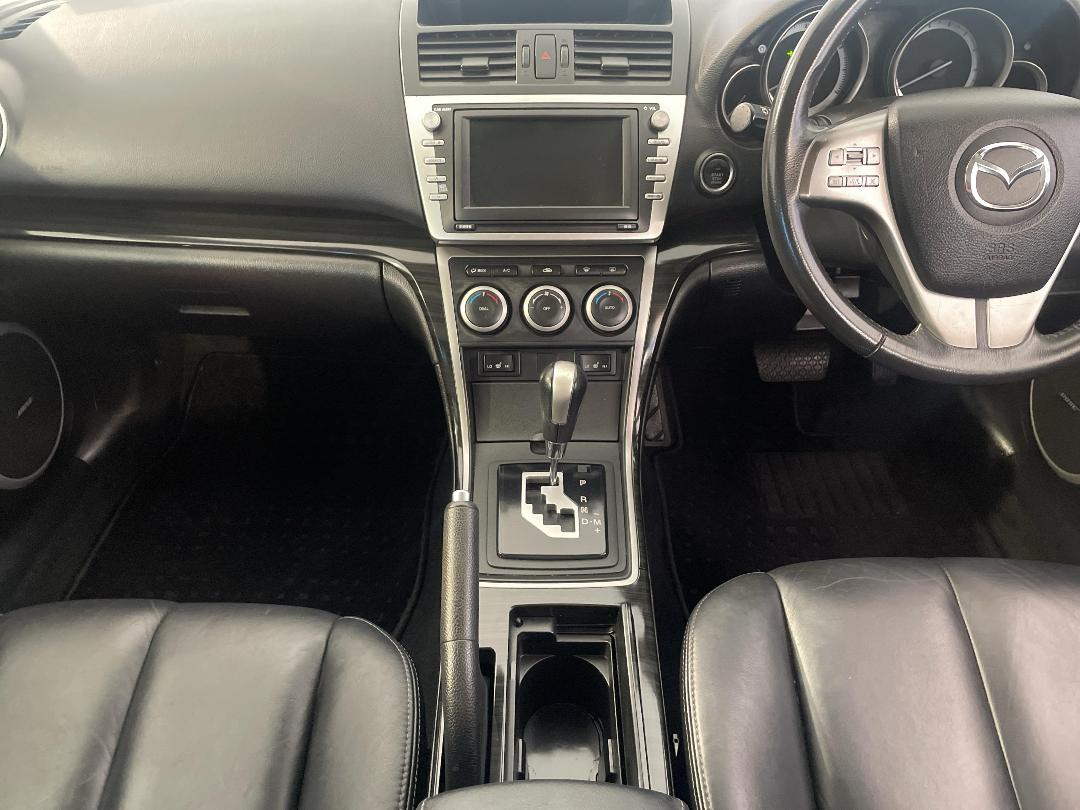 Photo '18' of Mazda Atenza Photo '18' of Mazda Atenza