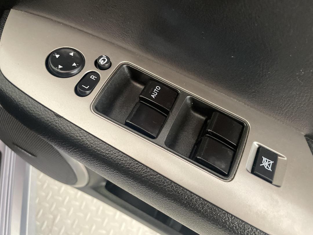 Photo '24' of Mazda Atenza Photo '24' of Mazda Atenza