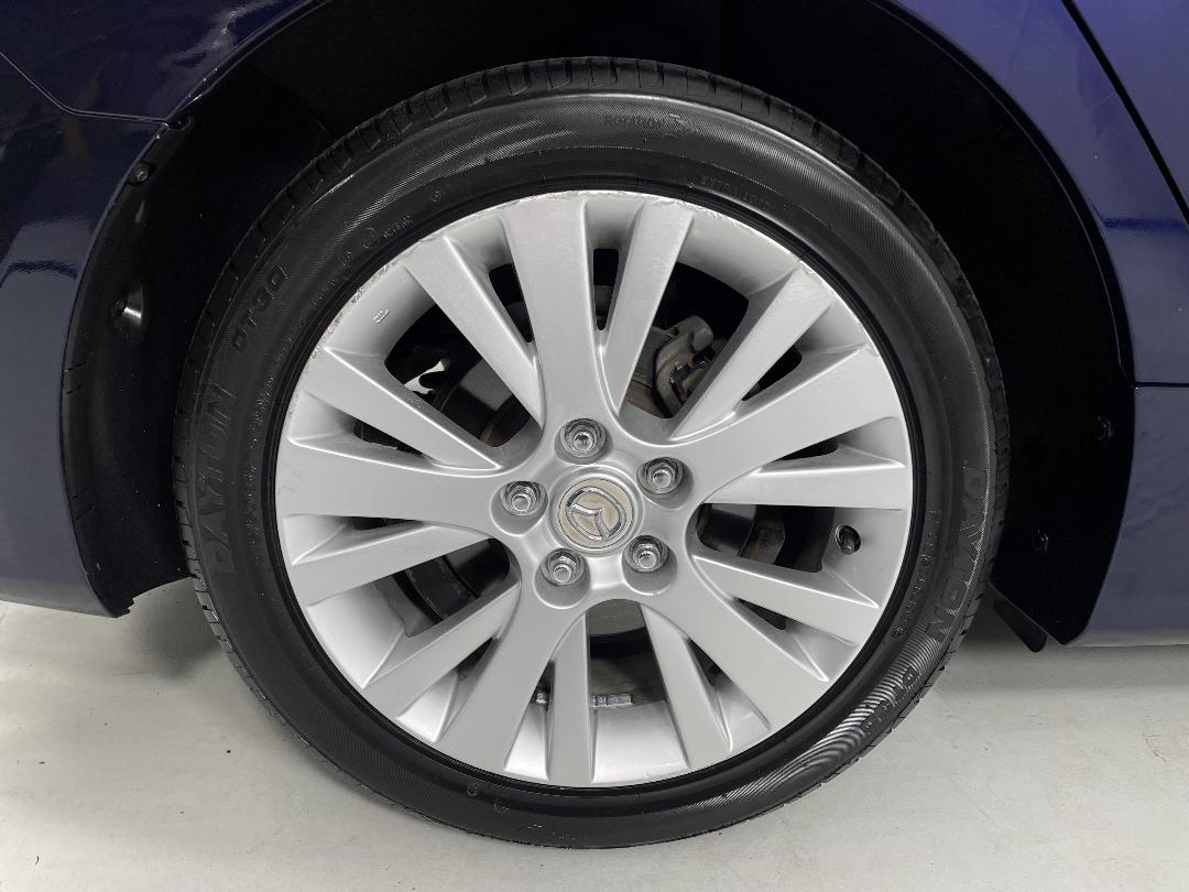 Photo '12' of Mazda Atenza