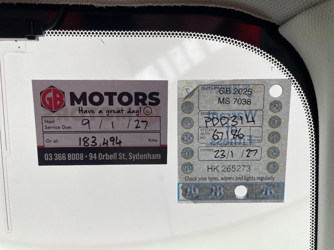 Photo '29' of Mazda Atenza