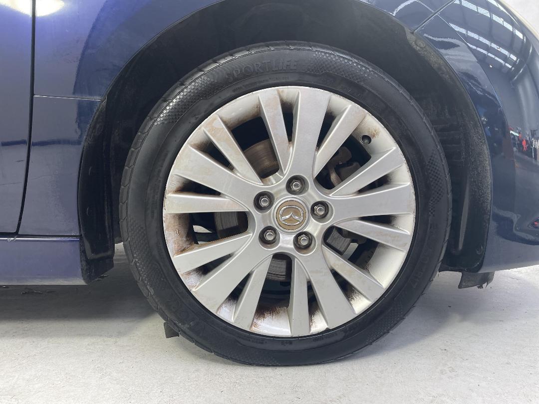 Photo '9' of Mazda Atenza