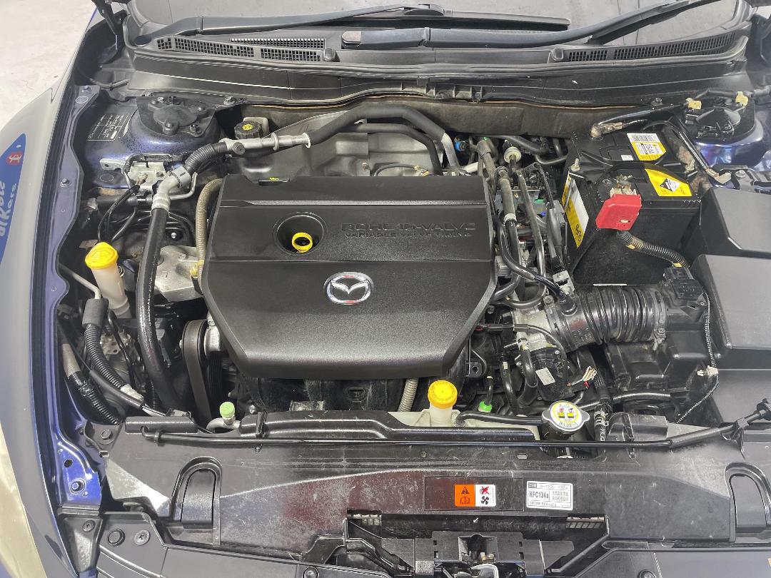 Photo '13' of Mazda Atenza