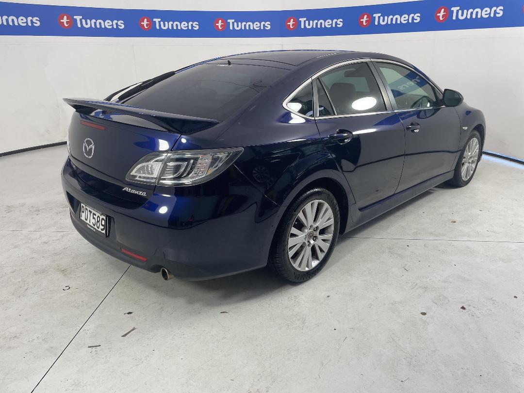 Photo '7' of Mazda Atenza