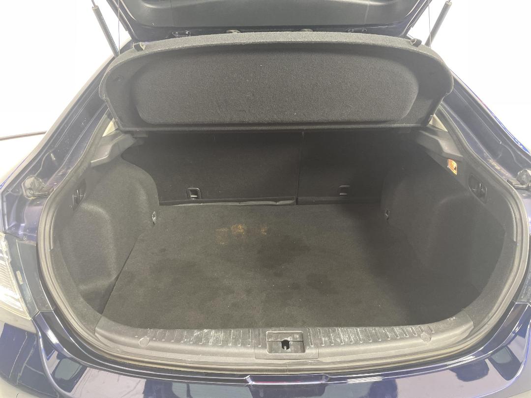 Photo '14' of Mazda Atenza