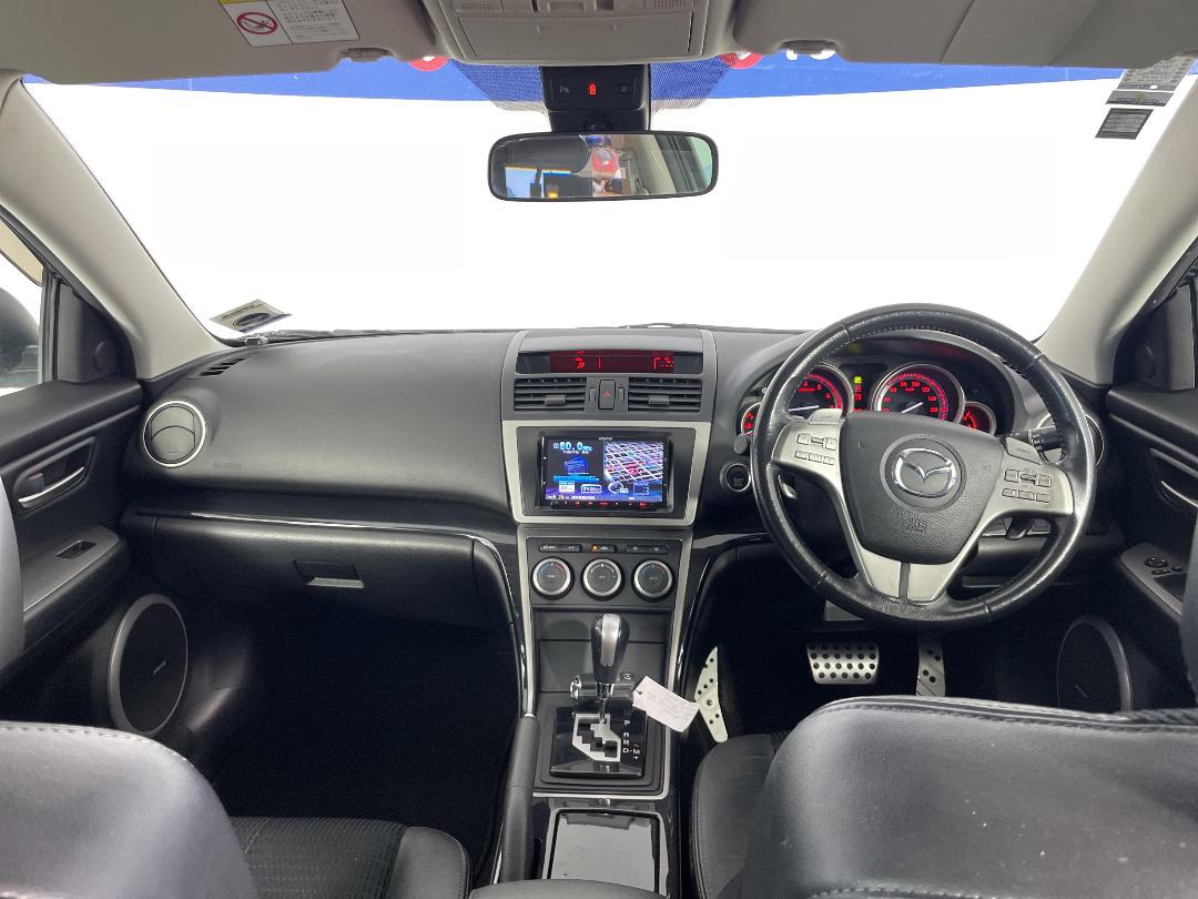 Photo '17' of Mazda Atenza Photo '17' of Mazda Atenza