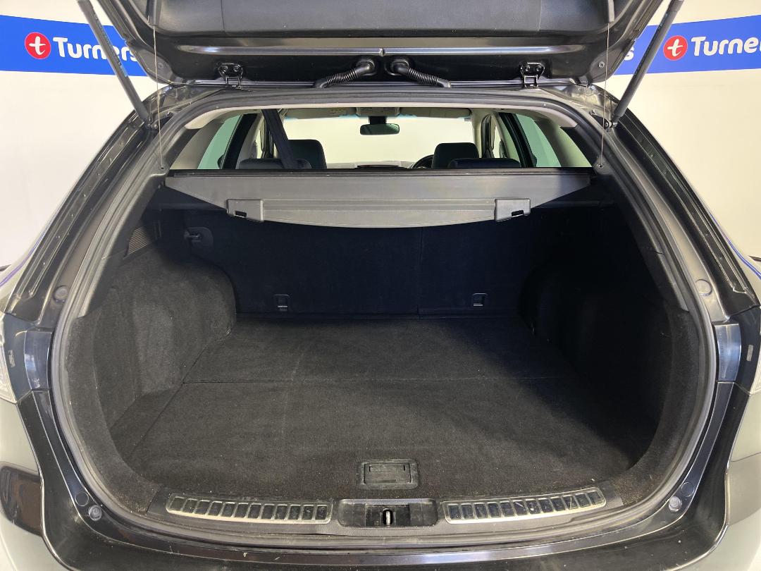 Photo '14' of Mazda Atenza