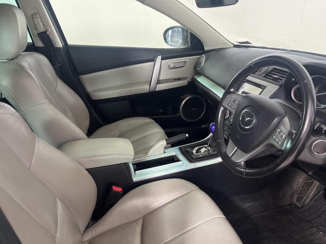 Photo '16' of Mazda Atenza