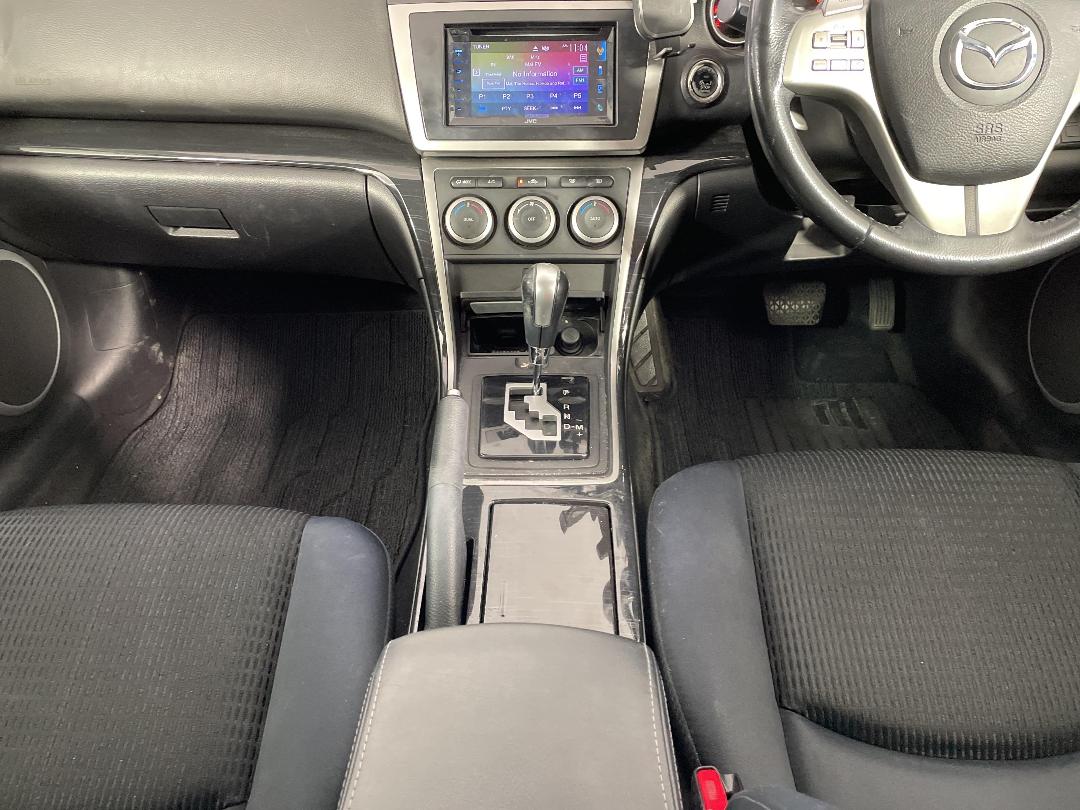 Photo '18' of Mazda Atenza Photo '18' of Mazda Atenza