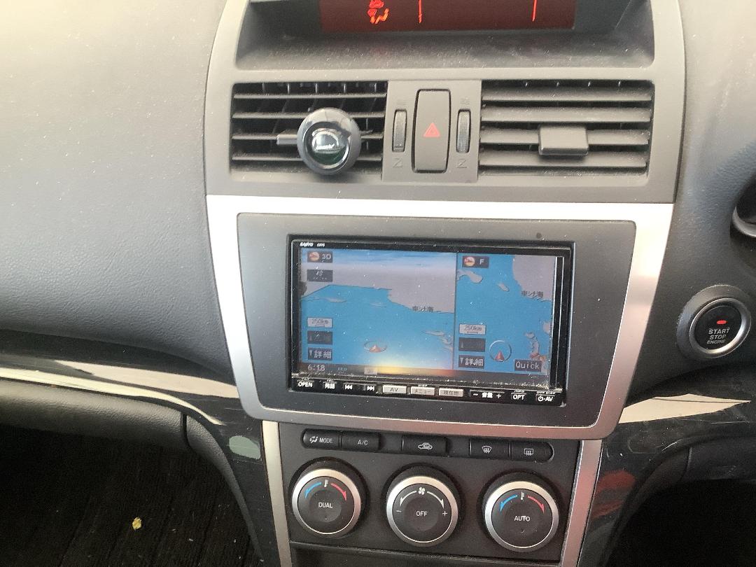 Photo '17' of Mazda Atenza