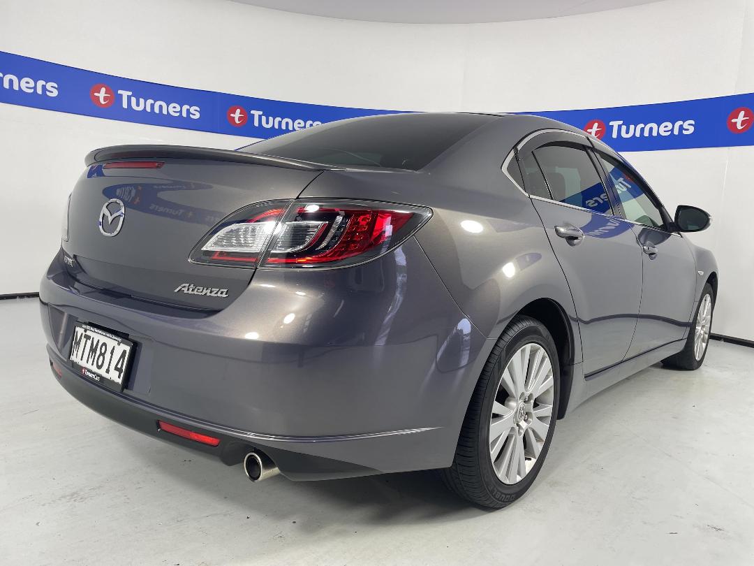 Photo '7' of Mazda Atenza