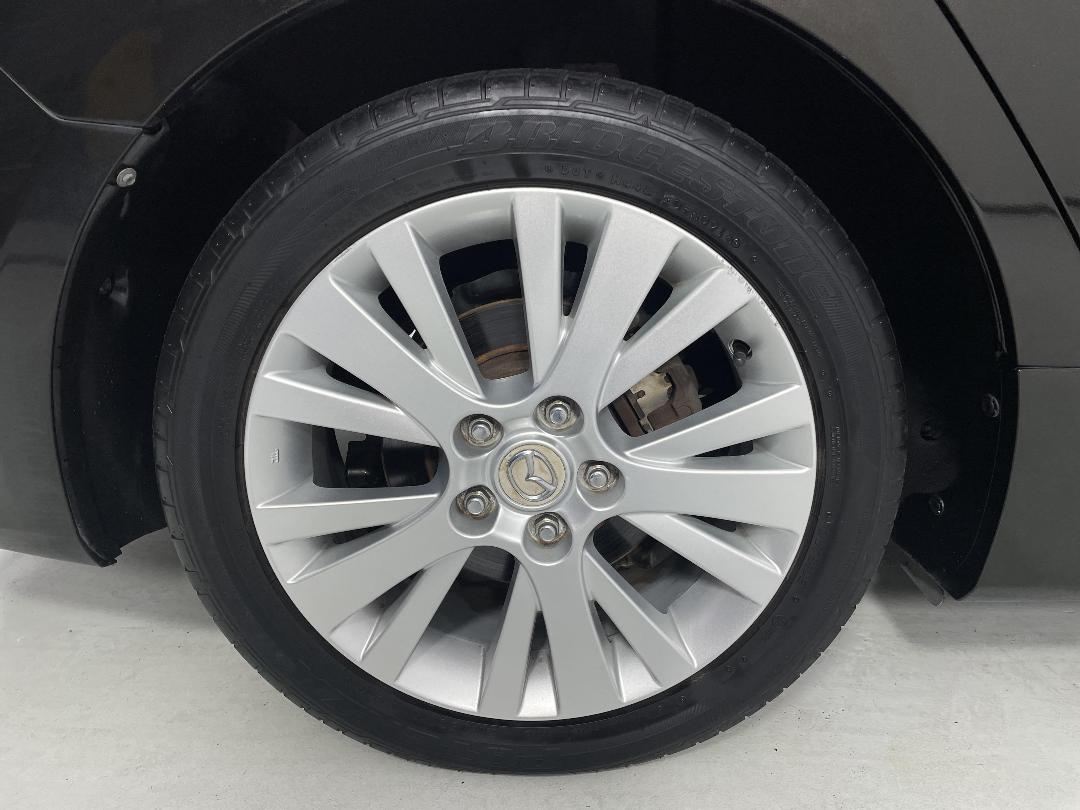 Photo '12' of Mazda Atenza