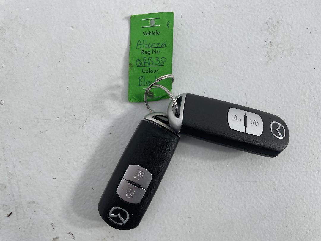 Photo '22' of Mazda Atenza