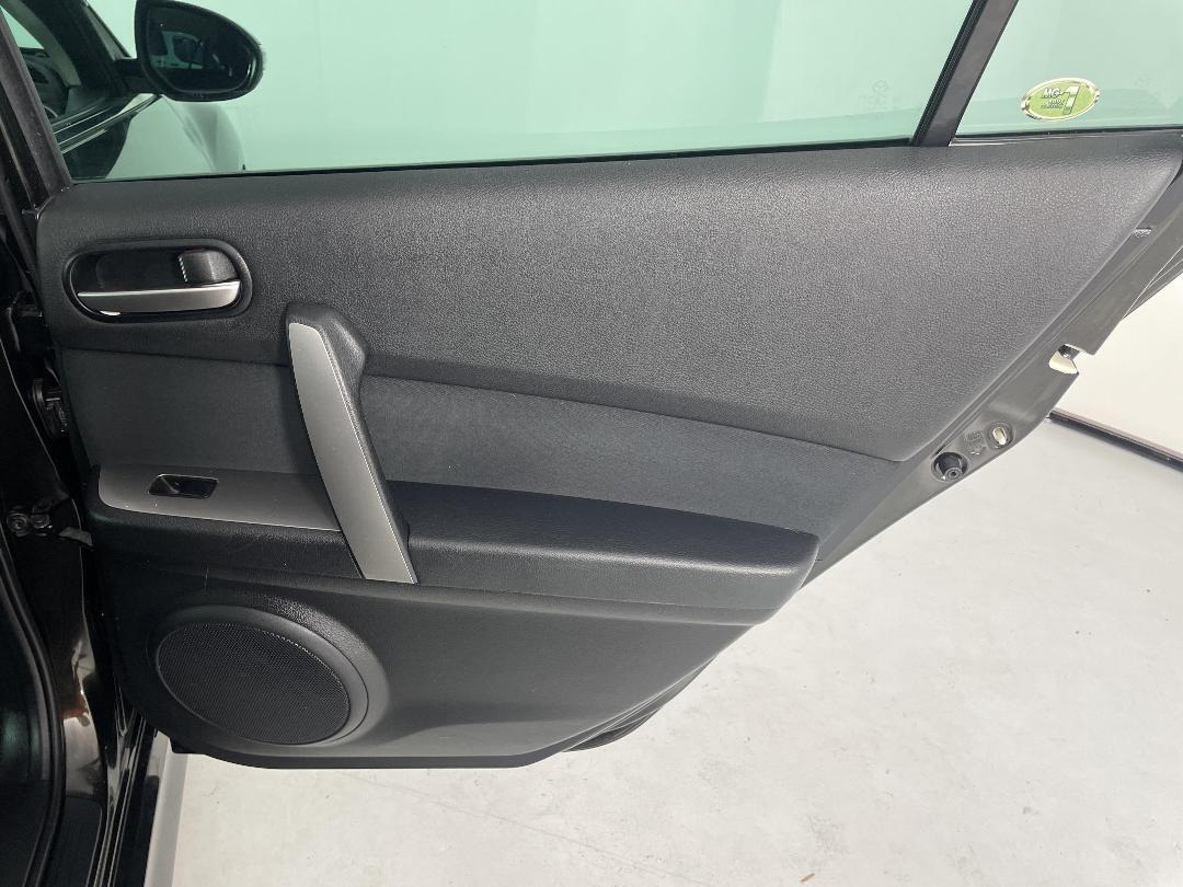 Photo '19' of Mazda Atenza