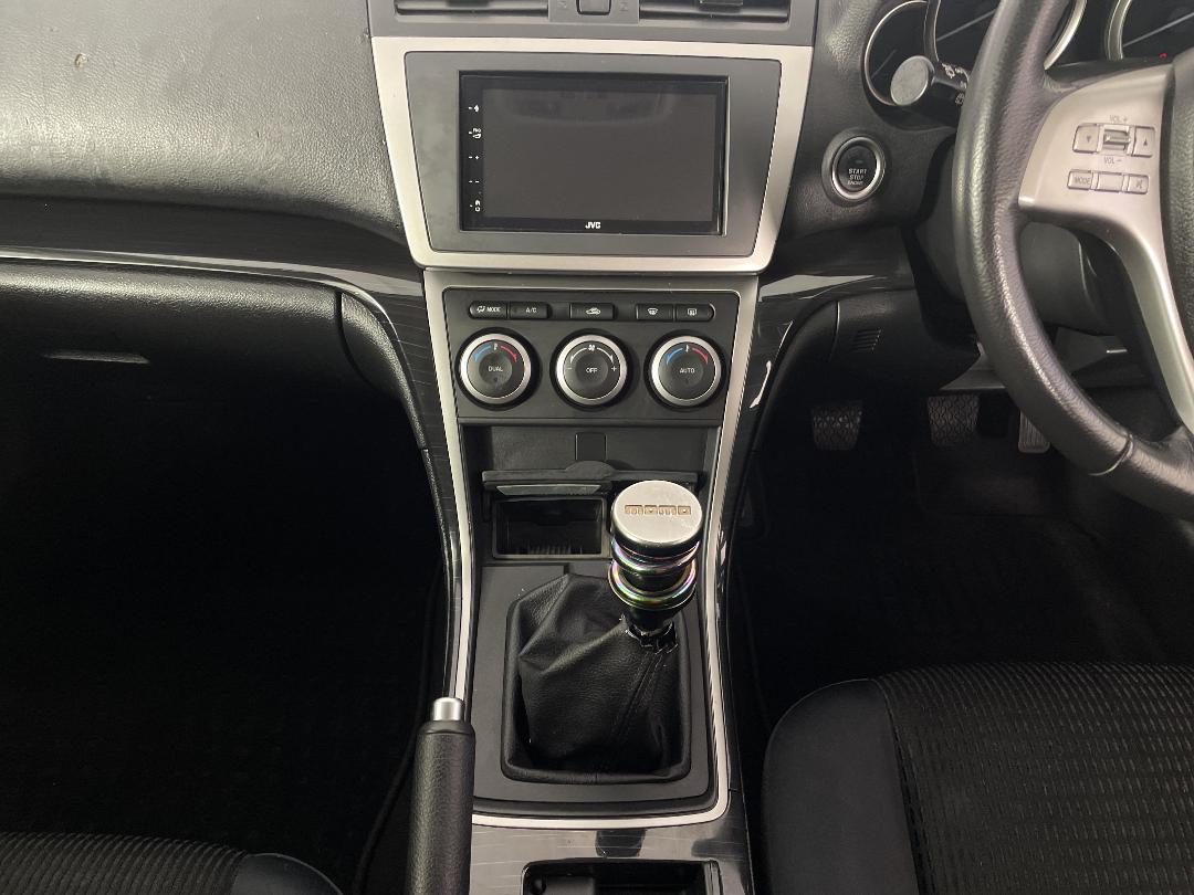 Photo '18' of Mazda Atenza