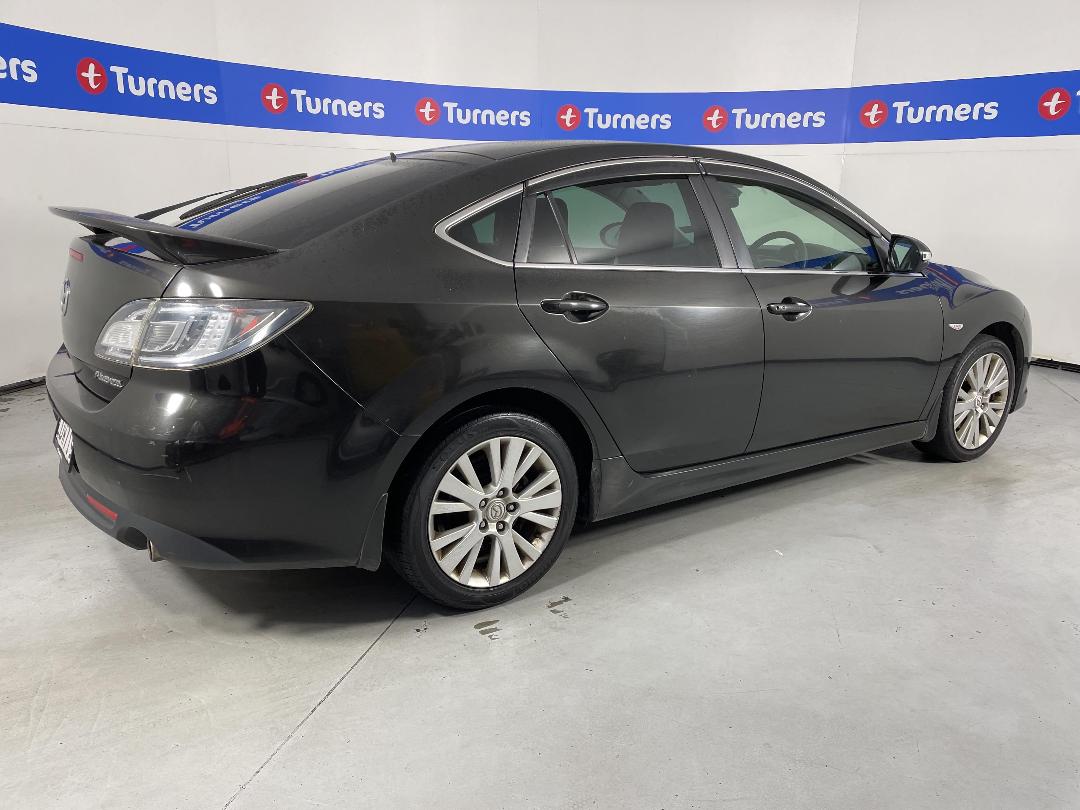 Photo '7' of Mazda Atenza