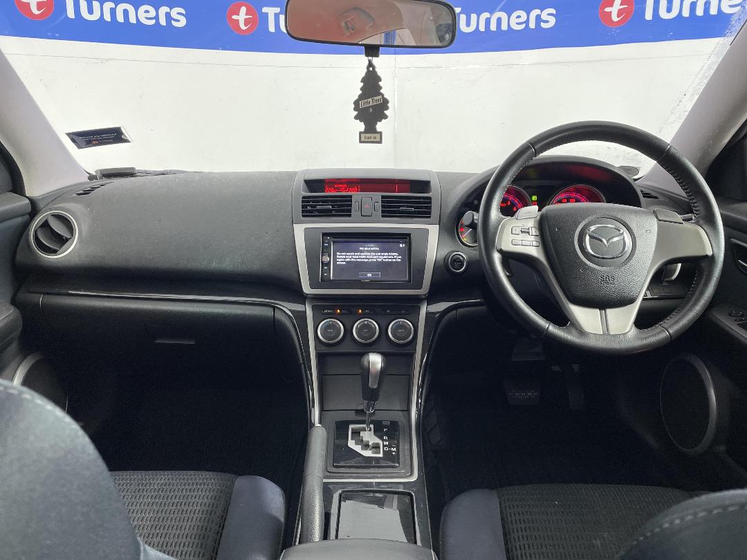 Photo '17' of Mazda Atenza