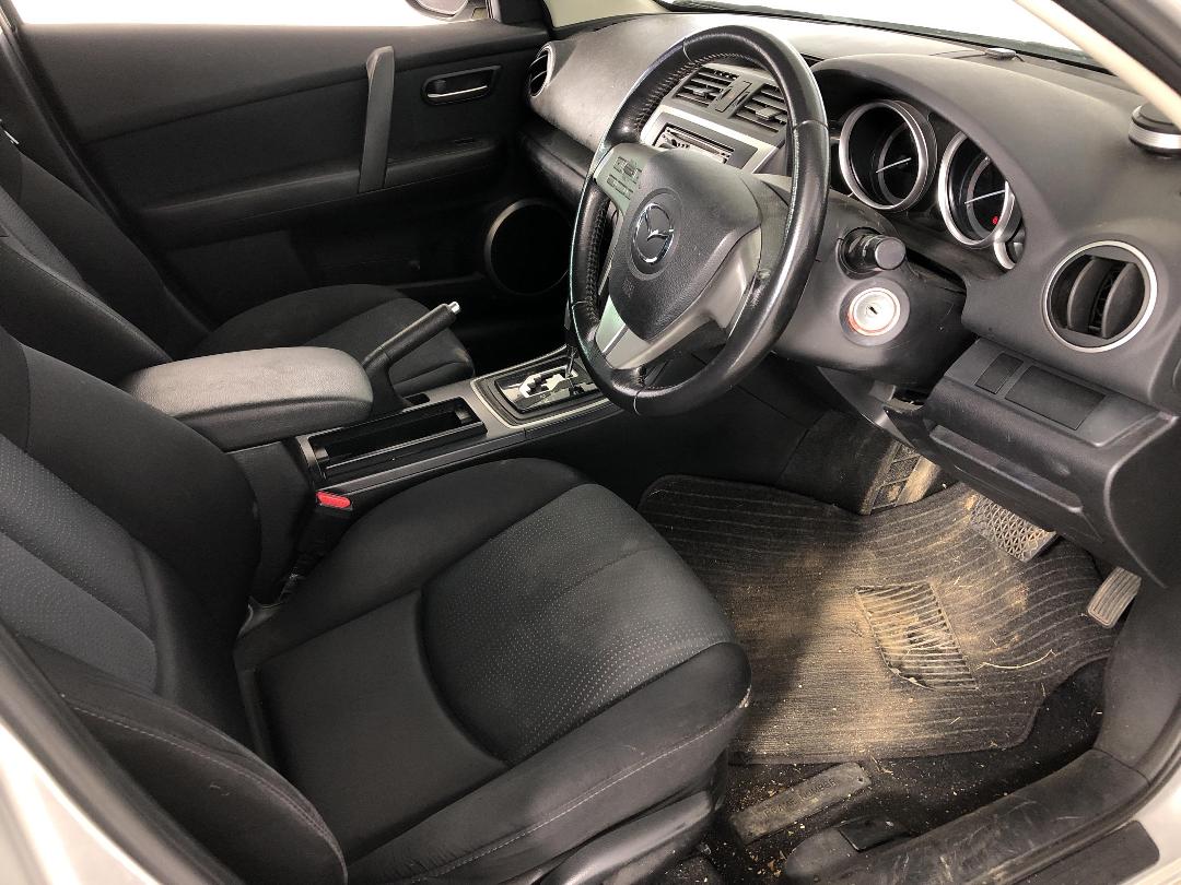 Photo '16' of Mazda Atenza Photo '16' of Mazda Atenza