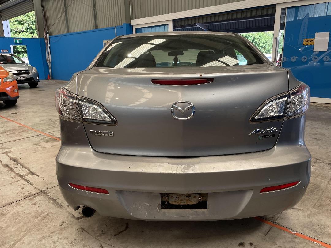 Photo '14' of Mazda Axela