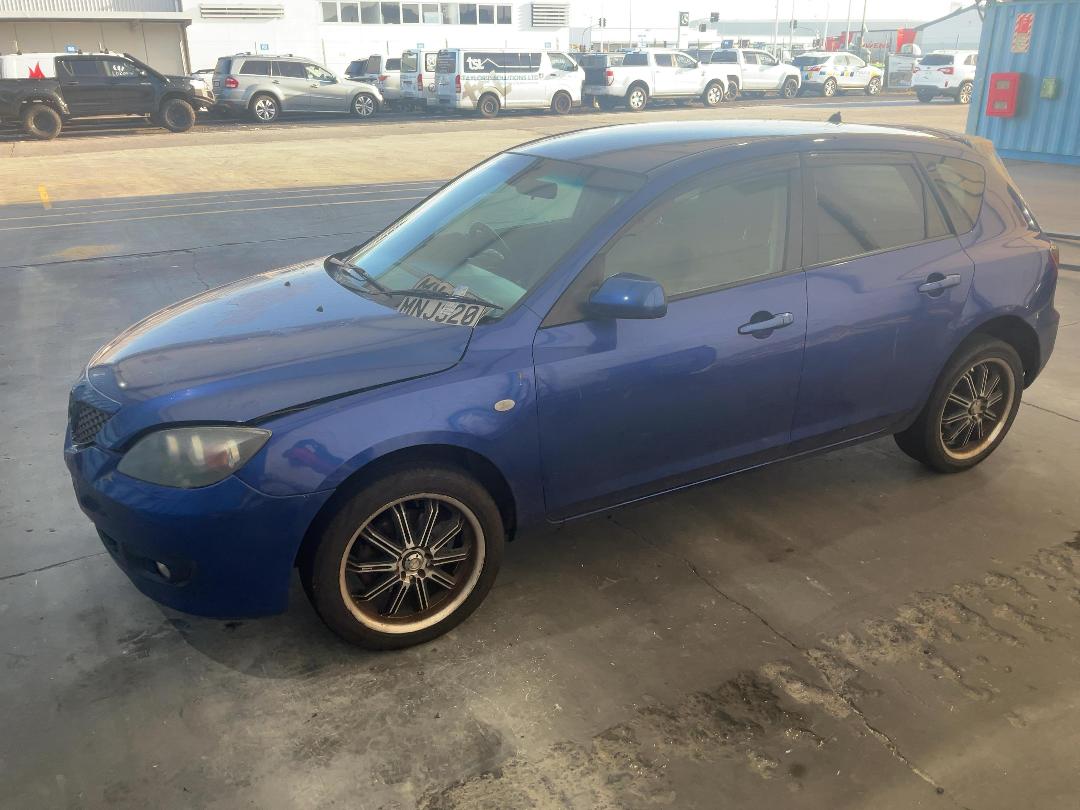 Photo '6' of Mazda Axela Photo '6' of Mazda Axela